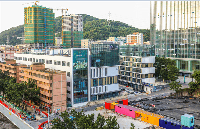 科创城入口大门